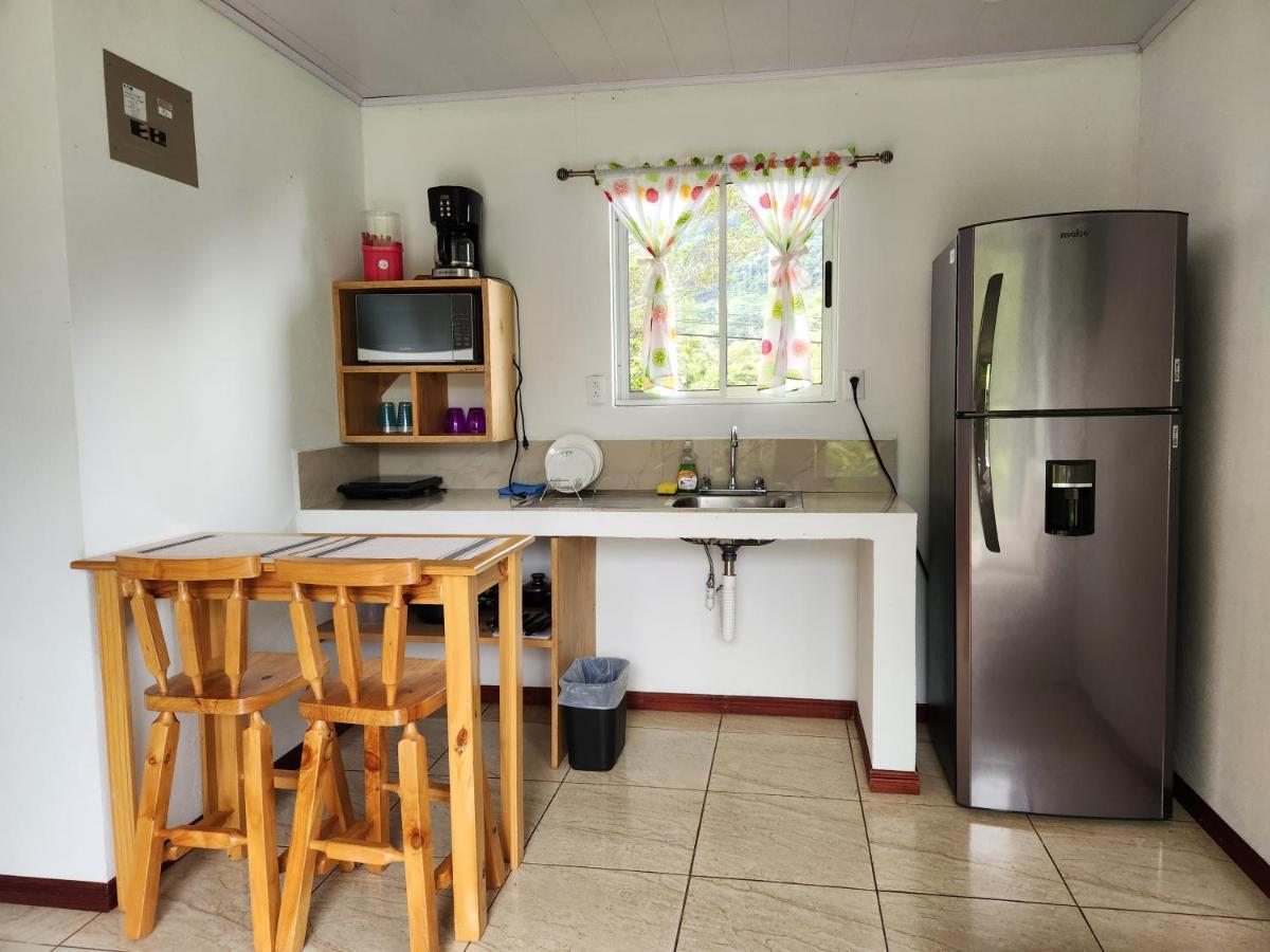 Ferienwohnung Selvatica Del Toro Bajos del Toro Exterior foto